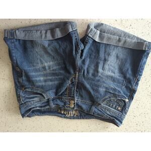 Wallflower Jean Shorts Size 17